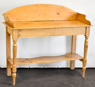 19TH CENTURY PINE WASHSTAND