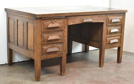EARLY 20TH CENTURY OAK DOUBLE PEDESTAL WRITING DESK