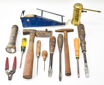 ASSORTED ANTIQUE & VINTAGE TOOLS