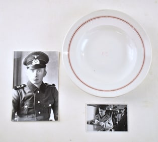 COLLECTION OF GERMAN WWII MILITARY PARAPHERNALIA: KPM LUFTWAFFE DINNER PLATE, ADOLF HITLER