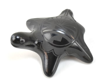 MARGARET GARCIA SIGNED 1992 SANTA CLARA PUEBLO BLACKWARE CLAY TURTLE