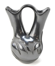 MADELINE NARAJO SIGNED SANTA CLARA PUEBLO BLACKWARE CLAY WEDDING VASE