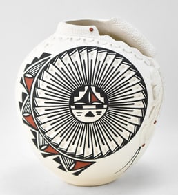 SHARLEEN PEDRO SIGNED ACOMA PUEBLO SCULPTURAL POTTERY VASE