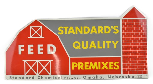 STANDARD'S QUALITY FEED METAL ADVERTISING SIGN