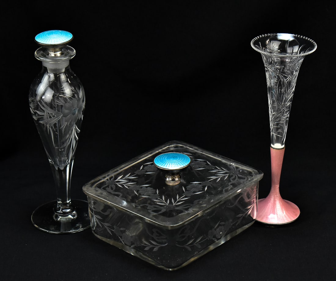 THREE GUILLOCHE AND STERLING SILVER VANITY ITEMS, EARLY 20TH CENTURY (1 of 3)