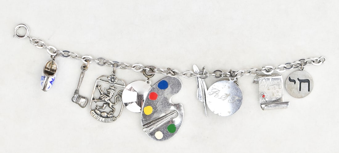 CHARM BRACELET W/ 9 CHARMS (1 of 4)