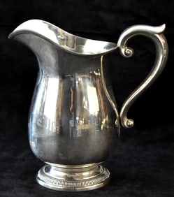 STERLING SILVER 'G' MONOGRAMMED PITCHER, CIRCA EARLY 20TH CENTURY
