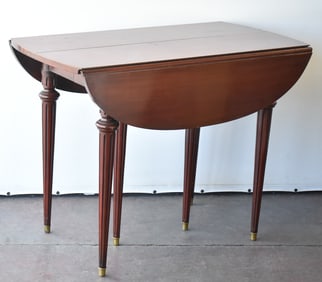 PEMBROKE MAHOGANY DROP-LEAF TABLE