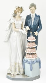 LLADRO 'WEDDING CAKE' NO. 5587 BY FRANCISCO CATALA