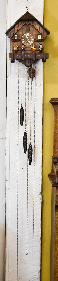 VINTAGE CUENDET - GERMANY SWISS MUSICAL CUCKOO CLOCK (1 of 2)