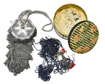 ART DECO-STYLE BEADED CLUTCH & PEACOCK BEADS