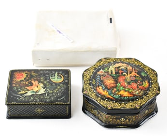 PAIR OF RUSSIAN HAND-PAINTED KHOKHLOMA LACQUER BOXES FROM KHOLUI & PALEKH