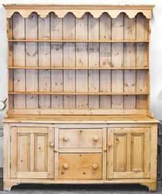 19TH C. ENGLISH PINE HUTCH