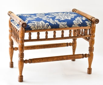 CLARK, HUNSIKER & COMPANY OAK FOOTSTOOL, EARLY 20TH CENTURY