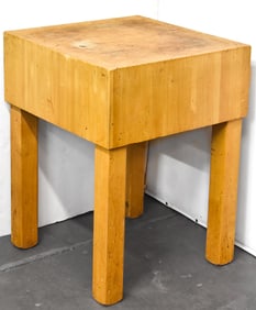 END-GRAIN MAPLE BUTCHER BLOCK