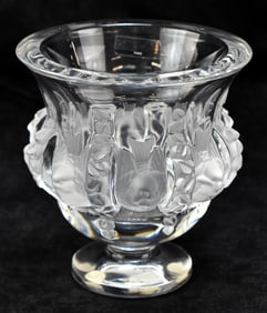 LALIQUE FRANCE SIGNED DAMPIERRE CRYSTAL SPARROW VASE