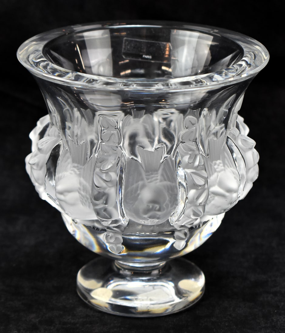 LALIQUE FRANCE SIGNED DAMPIERRE CRYSTAL SPARROW VASE (1 of 4)