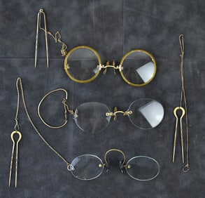 THREE PAIRS OF VICTORIAN LADIES PINCE-NEZ SPECTACLES WITH HAIRPINS