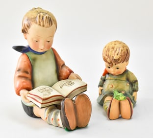 PAIR OF HUMMEL FIGURINES 'BOOKWORM' & 'FRIEND OR FOE'