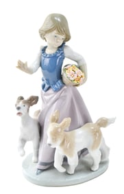 LLADRO 5761 'OUT FOR A ROMP' FIGURINE