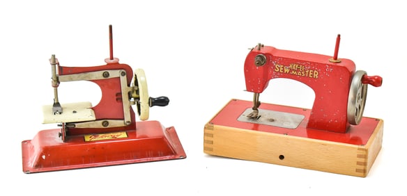 VINTAGE GERMAN TOY SEWING MACHINES: KAYANEE SEW MASTER AND GATEWAY JUNIOR MODEL NP-1
