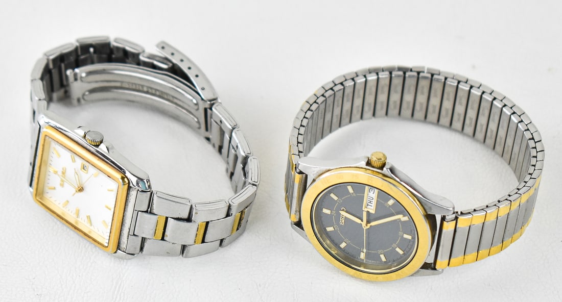 VINTAGE SEIKO MEN'S WRISTWATCHES: 2009 V782-5070 QUARTZ CHRONOGRAPH AND 2001 7N43-6A40 COMPASS BEZEL (1 of 4)