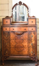 EARLY 20TH CENTURY MAHOGANY & BURL VENEER DRESSER