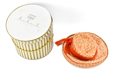 VINTAGE MAISSON MENDESSOLE STRAW HAT AND HAT HAT BOX