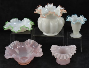 COLLECTION OF FENTON RUFFLE RIM GLASSWARE
