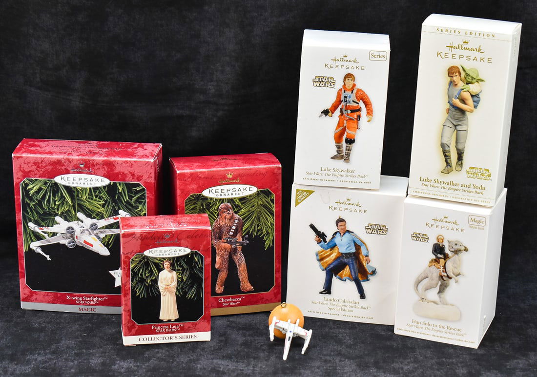 HALLMARK KEEPSAKE STAR WARS ORNAMENTS: A NEW HOPE & THE EMPIRE STRIKES BACK (1 of 3)