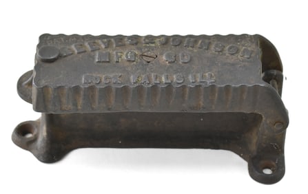 REEVES & JOHNSON MFG. CO CAST IRON BOOT CLEANER