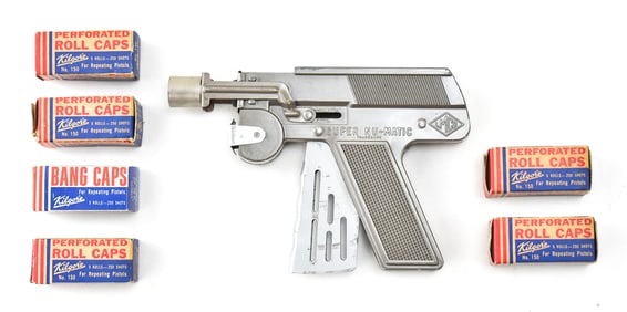 LM CO. SUPER NU-MATIC PAPER BUSTER CAP GUN & KILGORE CAP ROLLS