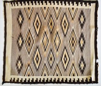 NAVAJO THROW RUG
