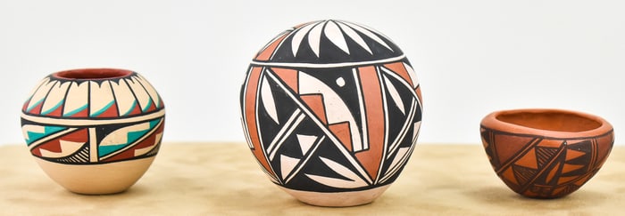 NATIVE AMERICAN SIGNED POTTERY ASSORTMENT: NADINE LOUIS MANSFIELD, 'AML', AND 'M. GARCIA'