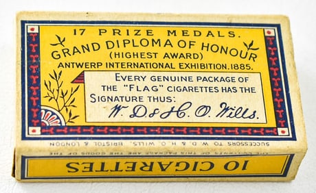 ANTIQUE "THE FLAG" BRAND W.D. & H.O. WILLS CIGARETTE ADVERTISING PACKAGE