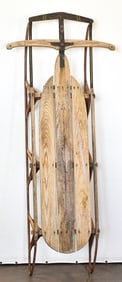 CIRCA 1950s FLEXIBLE FLYER SLED