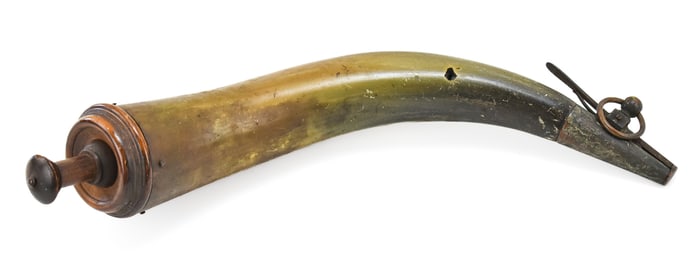 18TH CENTURY AMERICAN POWDER HORN FROM THE PIETER BRONCK HOUSE MUSEUM