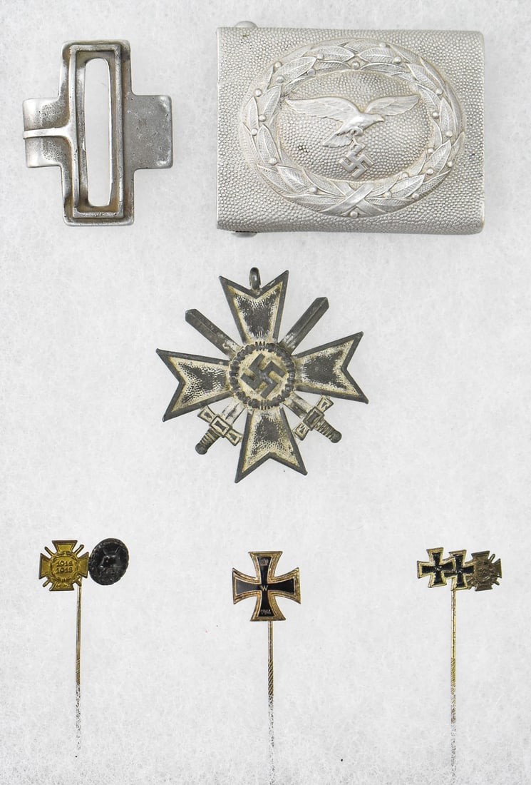 WWI & WWII GERMAN MILITARY MEDAL, PINS, & BUCKLE: A series of WWI Imperial German medal pins, including: one 1914 Iron Cross First-Class pin, one 1914-1918 double Iron Cross pin, and one 1914-1918 Cross of Honor and Wounded badge, one Nazi Germany Wa