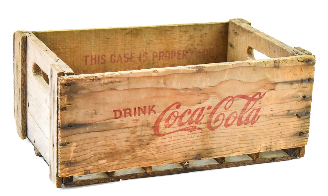 COCA-COLA 24PK PACIFIC BOX CO. CRATE: A Pacific Box Company Coca-Cola 24-bottle wooden crate measuring 9" H x 19.5" W x 12.5" D.