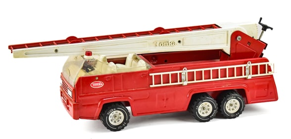 1970s TONKA LADDER FIRE TRUCK