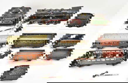 MARKLIN GERMAN ELECTRIC TRAIN SET