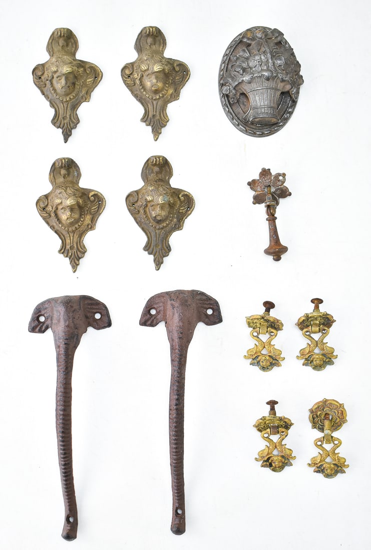 VICTORIAN AND VINTAGE HARDWARE: ELEPHANT HANDLES, DOLPHIN PULLS, AND MORE (1 of 3)