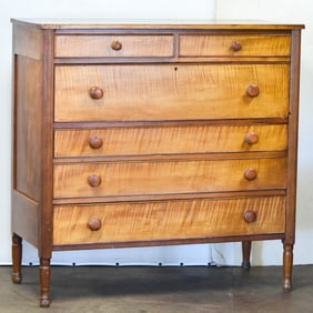 CIRCA 1820s CHERRY & TIGER MAPLE CHEST OF DRAWERS