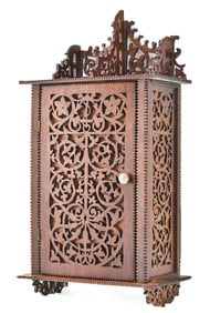 EARLY 20TH CENTURY INDONESIAN-STYLE TRINKET CABINET