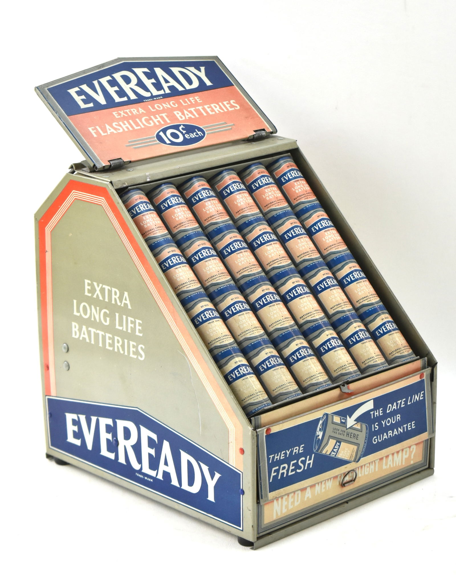 C. 1930 EVEREADY FLASHLIGHT BATTERY GENERAL STORE DISPLAY (1 of 4)