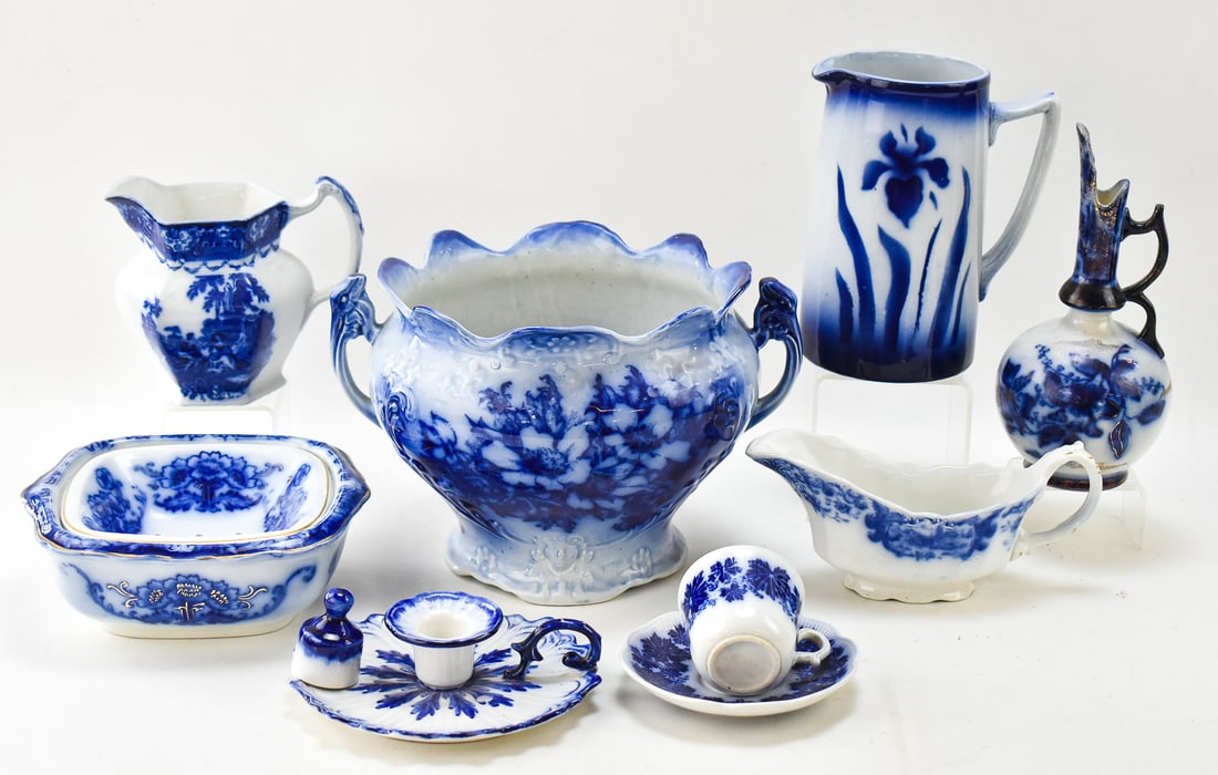 19TH C. STAFFORDSHIRE & ASSORTED ENGLISH FLOW-BLUE CHINOISERIE TABLEWARE (1 of 5)