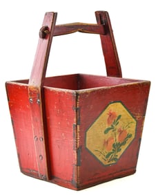 PRIMITIVE-STYLE CHINESE GRAIN BUCKET