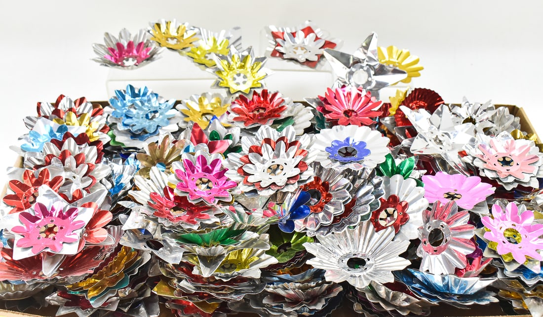 LARGE ASSORTMENT OF ALUMINUM LIGHT REFLECTORS (1 of 3)