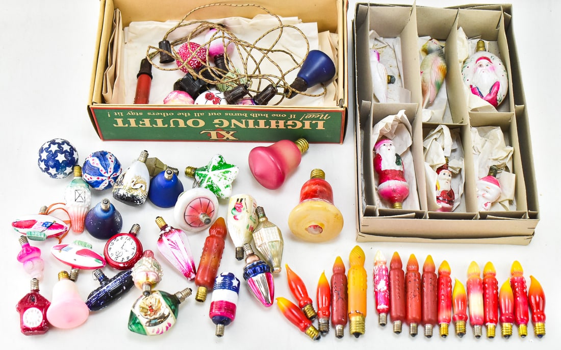 ASSORTED VINTAGE CHRISTMAS SPRING LIGHT BULBS OR LAMPS (1 of 5)