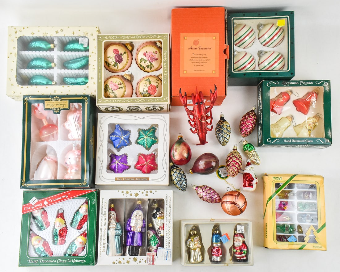 ASSORTED OF ORNAMENTS IN ORIGINAL BOXES & MORE: Includes eleven sets of vintage ornaments in original boxes from Wenger, Kringle, Krebs, and more. Also includes ten loose glass assorted ornaments. The largest box measures 7" H x 10" W x 3" D.